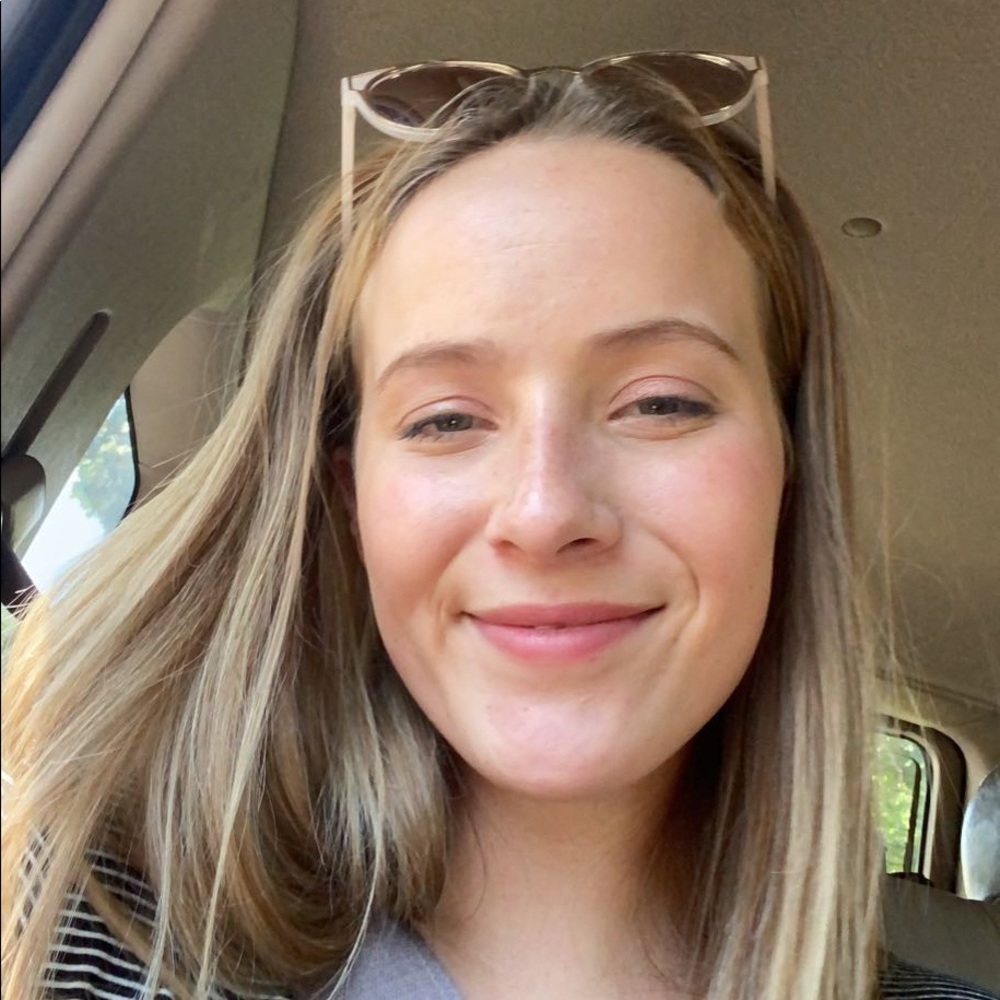 Meet your Posher, Lily